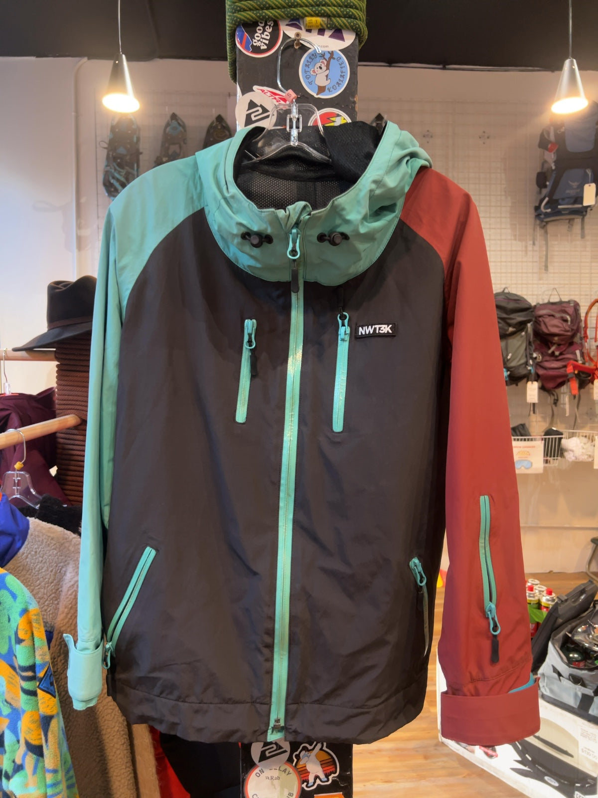 NWT3K Ski Jacket Colorblock Good S