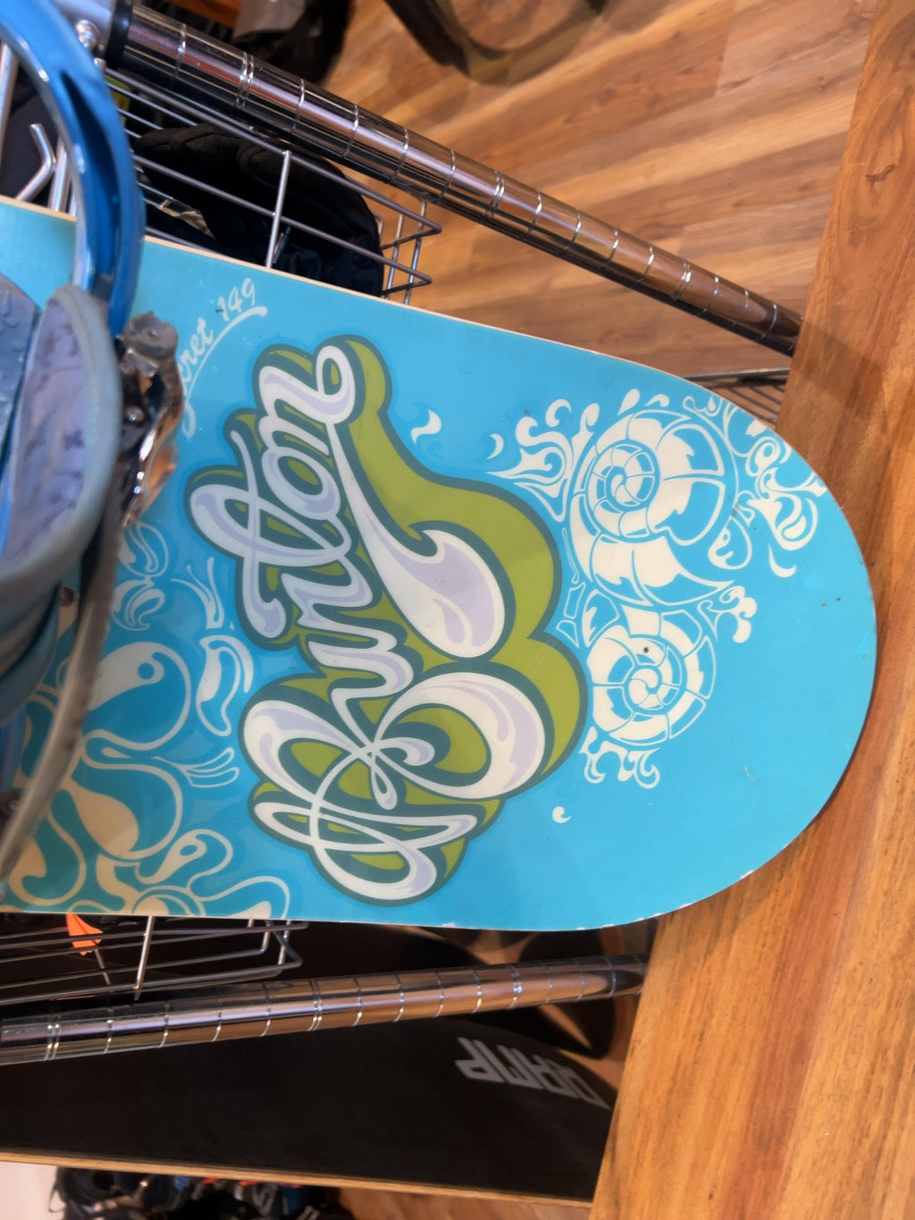 Burton Secret Snowboard with Lexa Bindings Good 149 cm