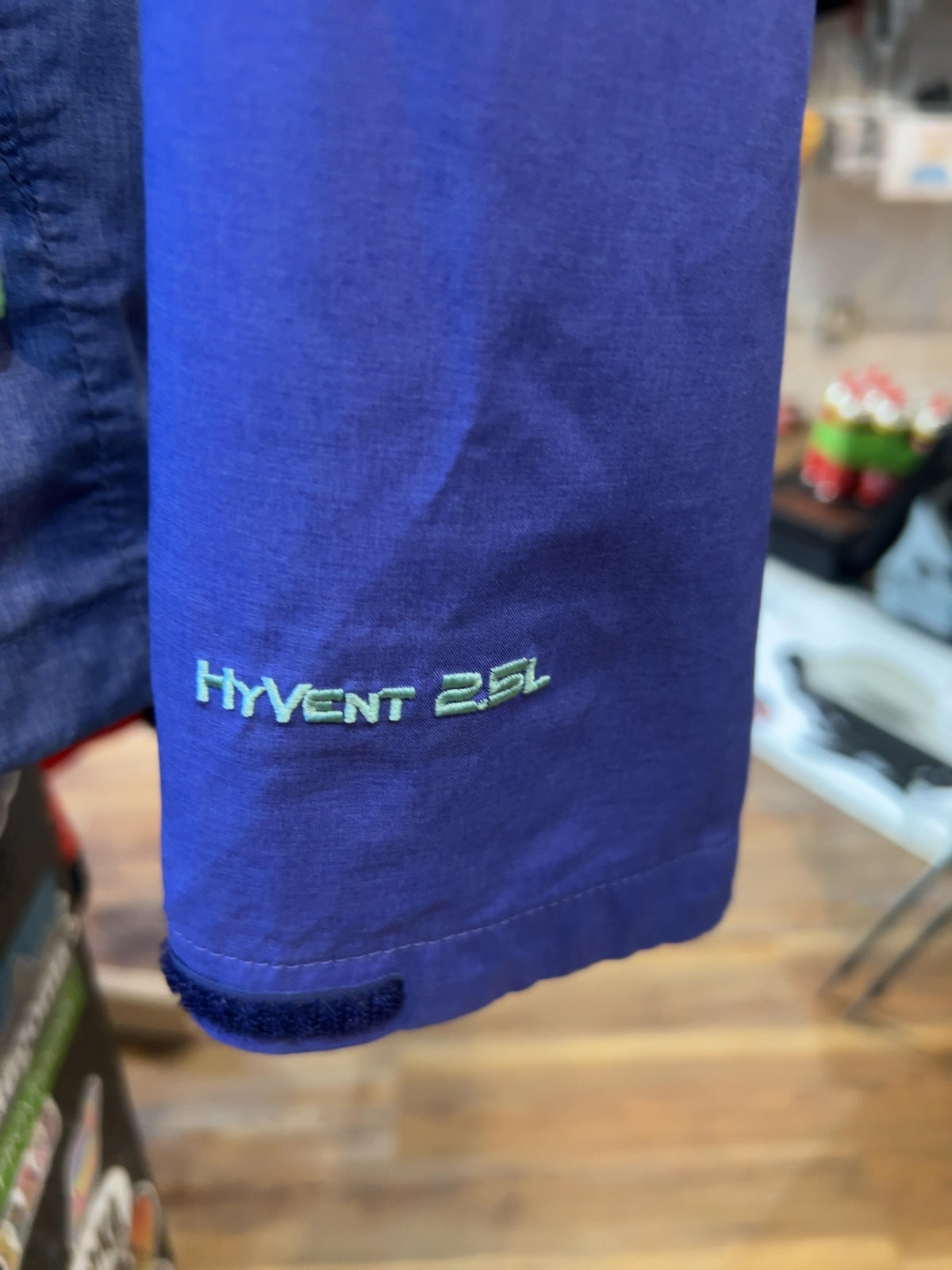 The North Face HyVent 2.5L Shell Hooded Jacket Purple Good Women's XL
