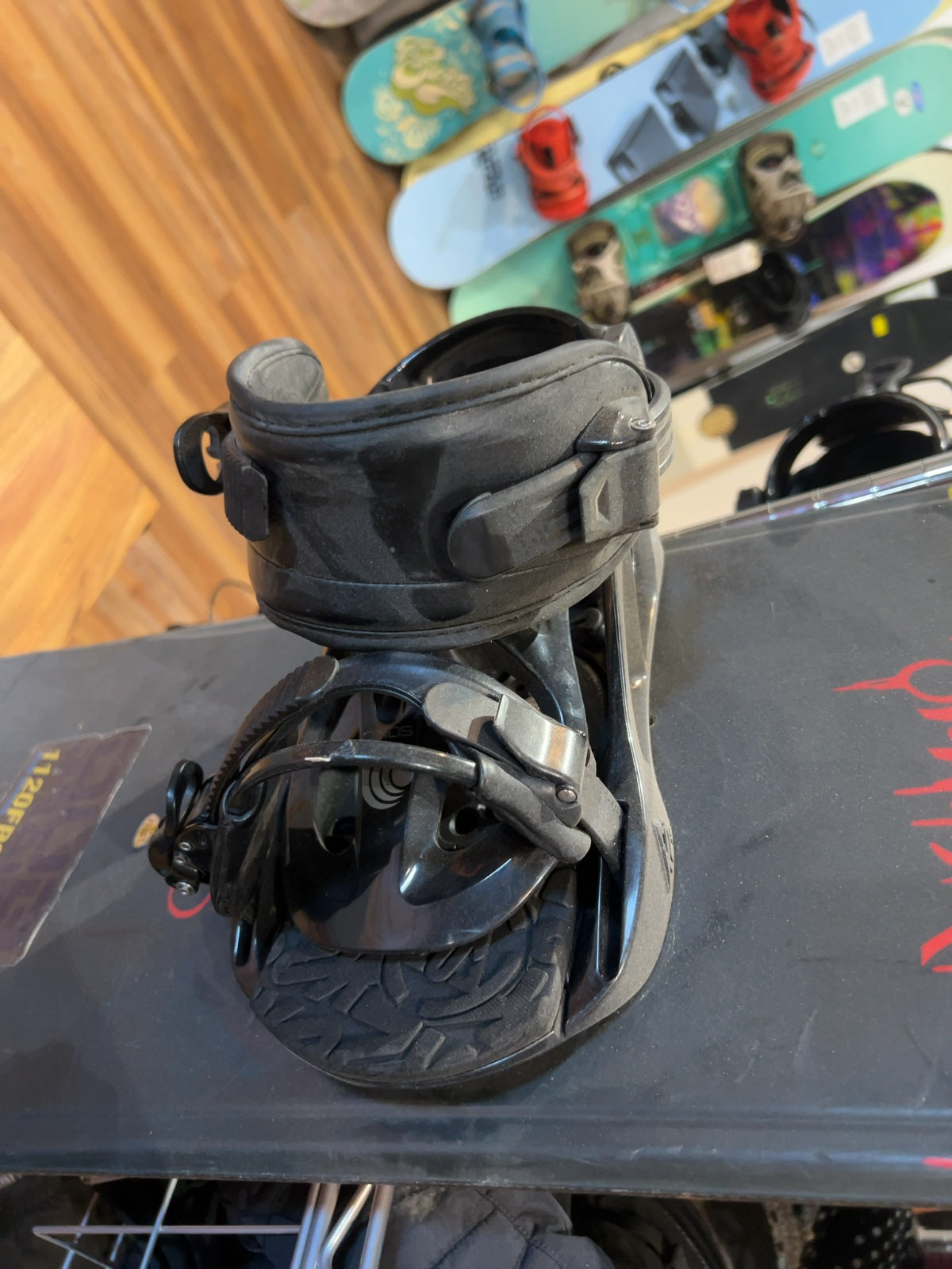 Santa Cruz Dragon Snowboard with K2 Sonic Bindings 155 Good