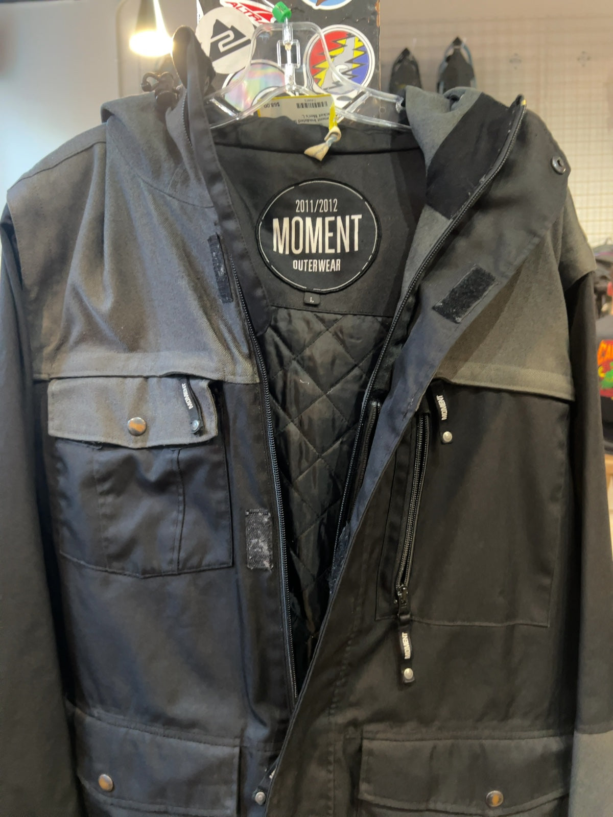 Moment Outerwear Insulated Snow Jacket Good XL