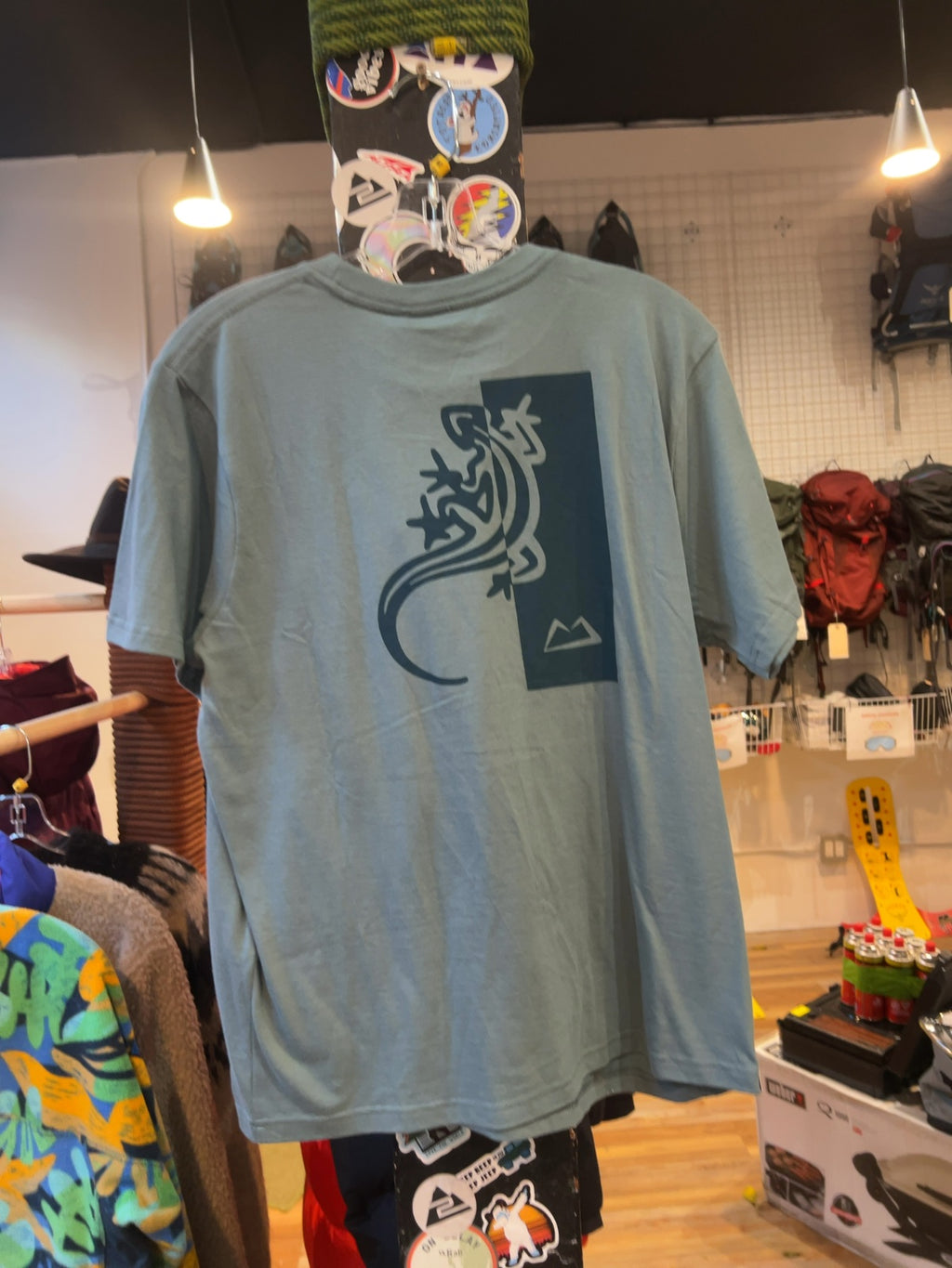 Mountain Equipment Podus Graphic T-Shirt Goblin Blue New With Tags M